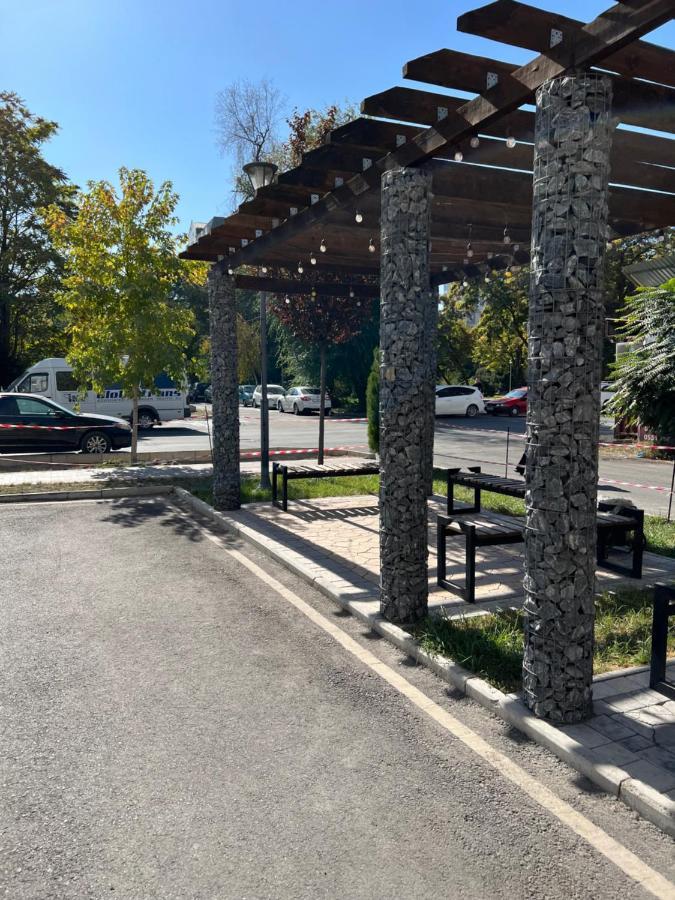Апарт отель Кожомкул Kojomkul Бишкек Экстерьер фото